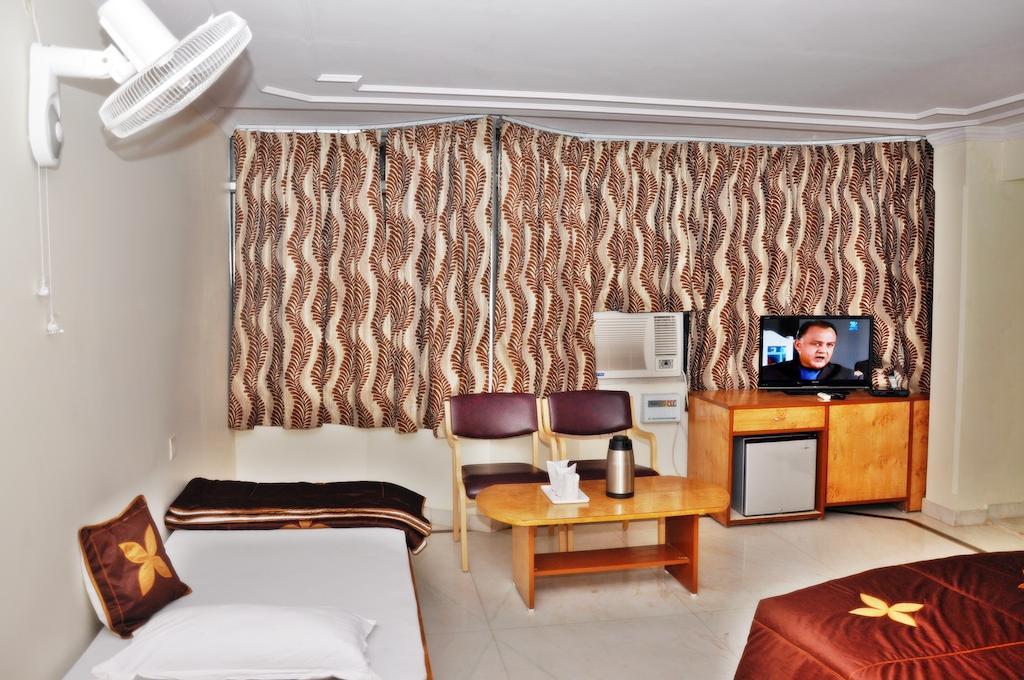 Hotel Siddhi Vinayak Station Road Jaipur Eksteriør billede